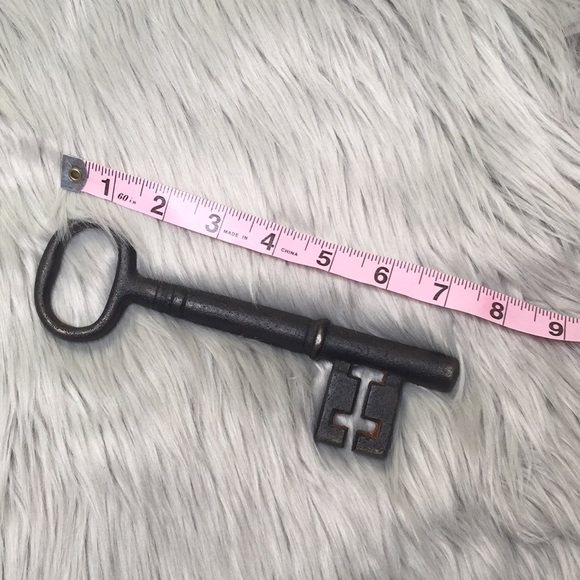 Rustic Key - Picture 3 of 4